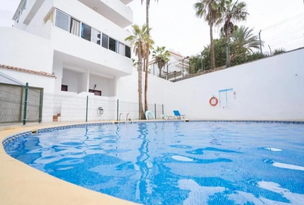Las Americas Cattleya의 연락처